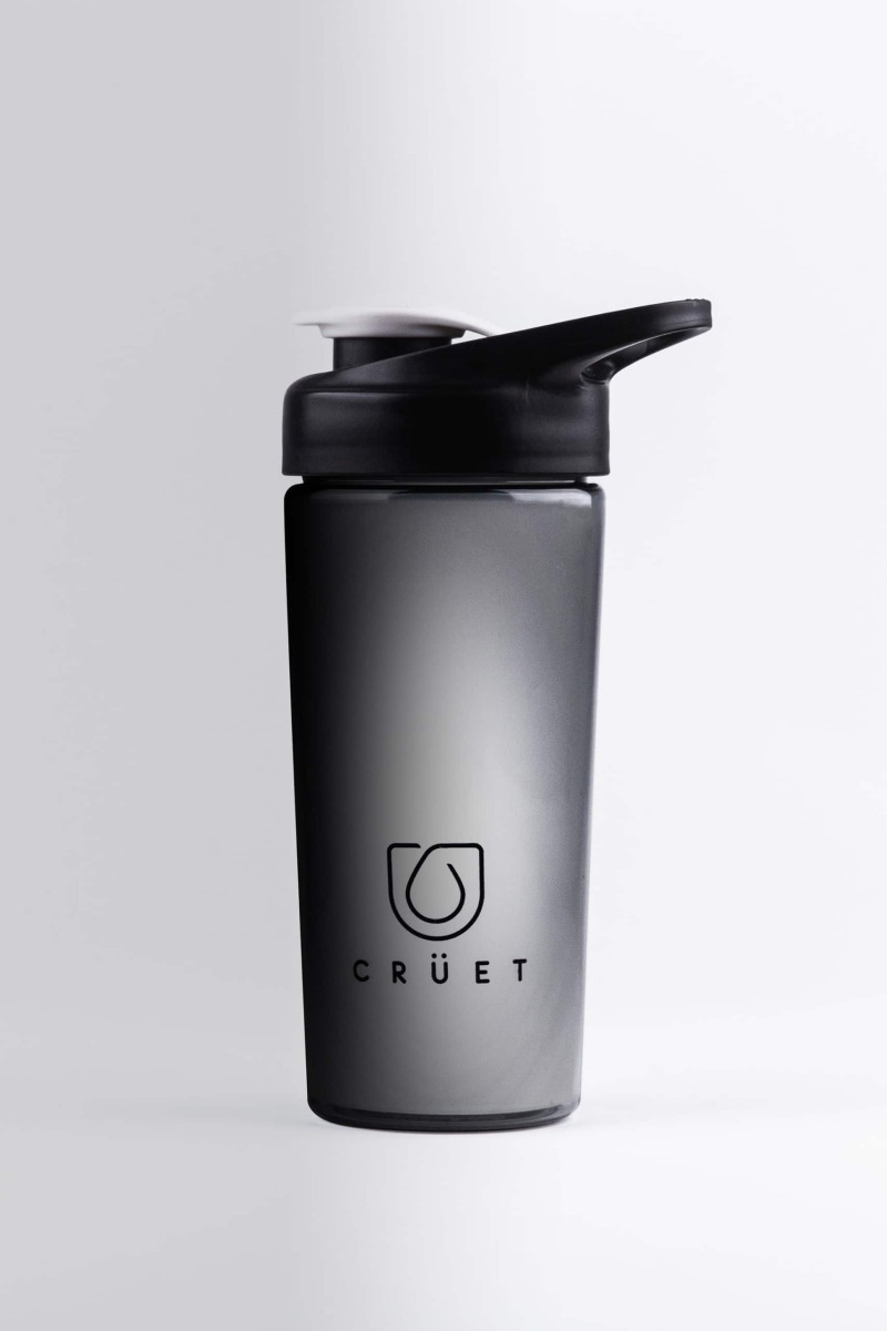 Crüet Black & White Tritan Bottle Crüet